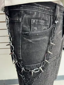 BLACK SPIKE WALLET CHAIN