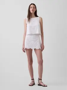 GAP Eyelet Mini Skort