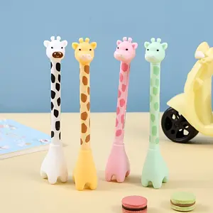 4/10pcs Giraffe Animal-Shaped Ballpoint Pens Adorable cartoon animal pens Funny Teacher Pens Writing Pens Black ink with creative base design Ideal for school parties, offices, back-to-school season gifts Christmas, Valentine's Day, birthday presents