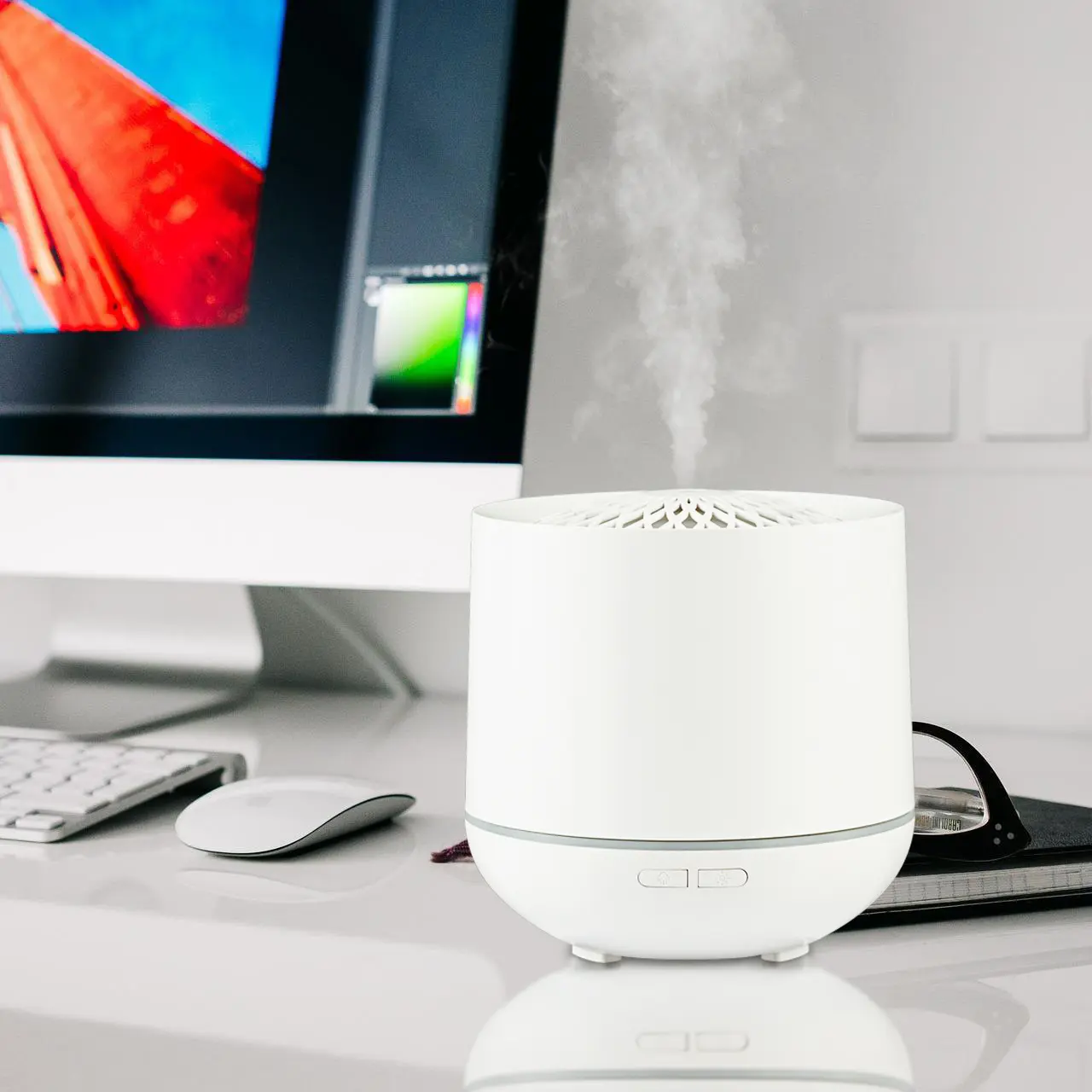 Cordless Wood Grain Aromatherapy Diffuser - Compact Scented USB Air Humidifier with USB Port, Adapter, Natural Look, Essential Oil Compatibility, Kids-Friendly for Home, Car Use