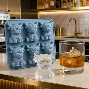 Mini Highland Cow Ice Cube Mold,Silicone Ice Cube Tray, Cute 3D Ice Cubes forDrinks, Parties, and Gifts, Perfect for BeverageEnhancements