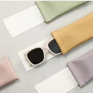 Soft Matte Glasses Pouch Spring Frame Sunglasses Pouch with Cleaning Cloth Travel Eyeglasses Holder