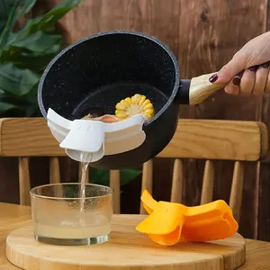 Spill-Proof Kitchen Pot Deflector, Duckbill Design Soup Funnel, Round Edge Strainer Tool, Ideal for Cooking & Serving