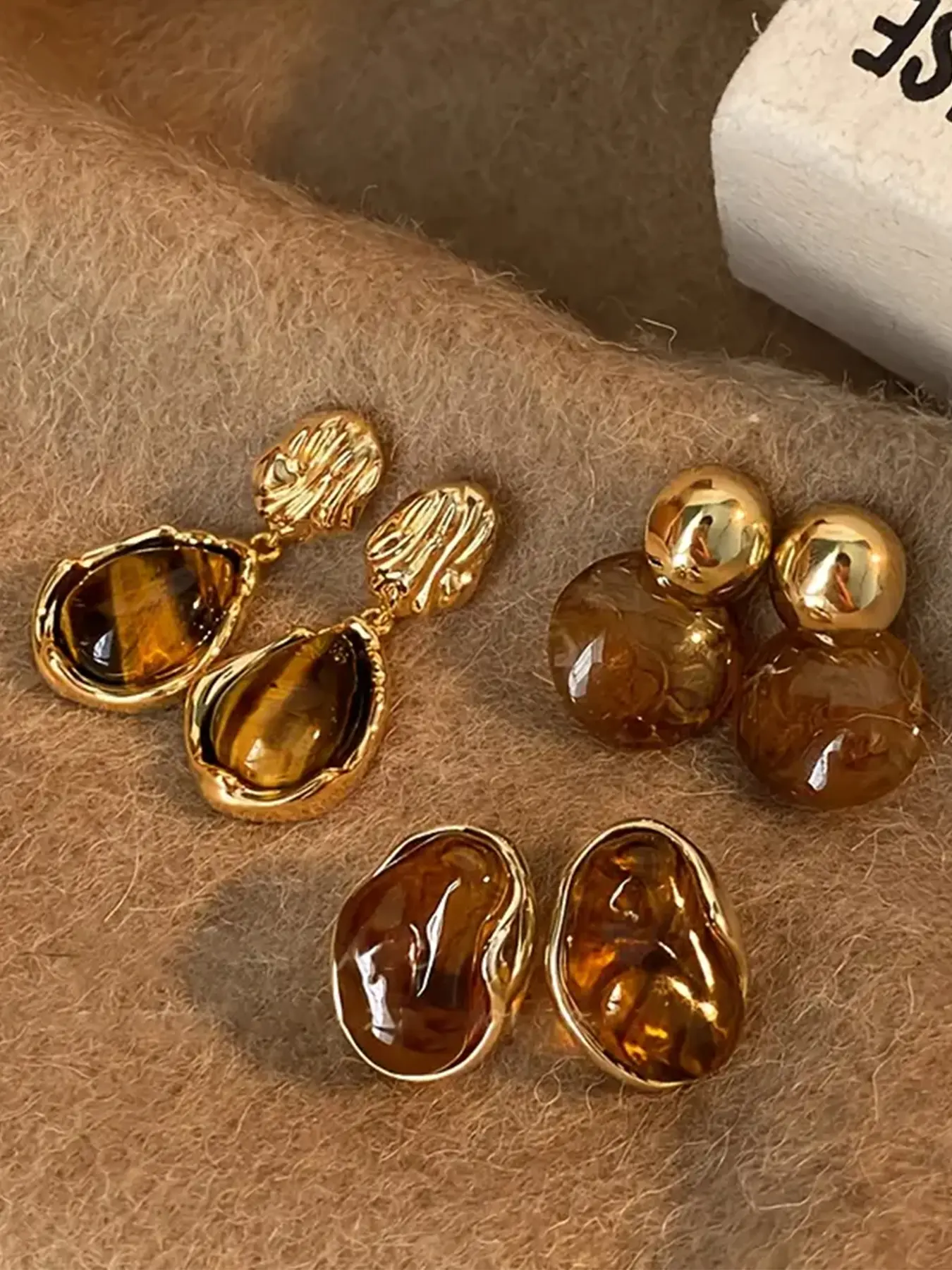 3pairs Vintage Resin Earrings Stack Set, Animal Print Earrings, Leopard Print Earrings, Fall Winter French Coffee Color Studs, Maroon Color Daily Wear Jewelry