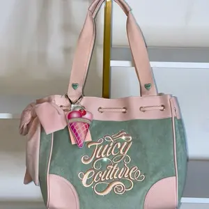 Juicy Couture Daydreamer Handbag Juicy Couture Daydreamer Handbag