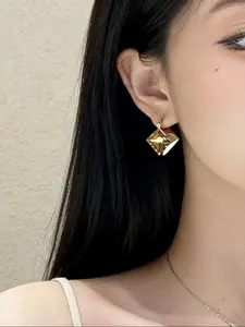 Elegant Square Diamond Earrings Set, Sparkling Design for Formal Occasions, Perfect for Dates and Evening Events