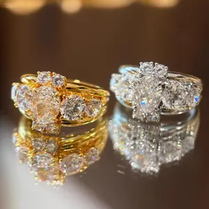 Elegant women's sparkling diamond-studded ring, exquisite and fashionable with a unique design, a luxurious accessory for ladies