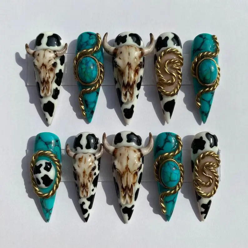 Press-On Nails, Western Cow Print Design with 3D Bull Skull & Turquoise Accents, Cowboy Rodeo Aesthetic Set for Beauty & Nail Art Decoration