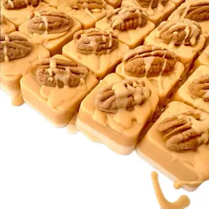 Caramel Pecan Pie Bites Scented Wax Melts in Bakery Box - Home Decor Candles Decorative Fragrance Cozy Gift Aroma Traditional Freshener Decoration Ornaments Perfume