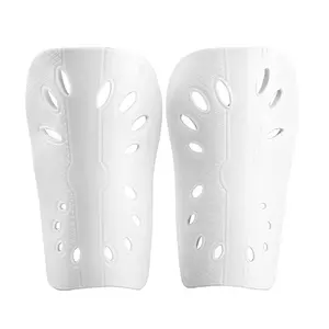 1 Pair Soccer Shin Guard, Lightweight and Breathable Football Shin Guard, Football Competition Perforated Protection Pad, Gym Accessories, Gym Equipment, Christmas Gift