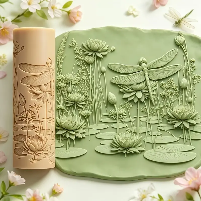 1pc Green Lotus & Dragonfly Texture Roller, Polymer Clay Embossing Tool, Pottery Texture Stick for Cup Mat, Ceramic, Sculpture, Jewelry Making, Spring Summer Craft Supplies for Mother's Day Father's Day Juneteenth Art Design