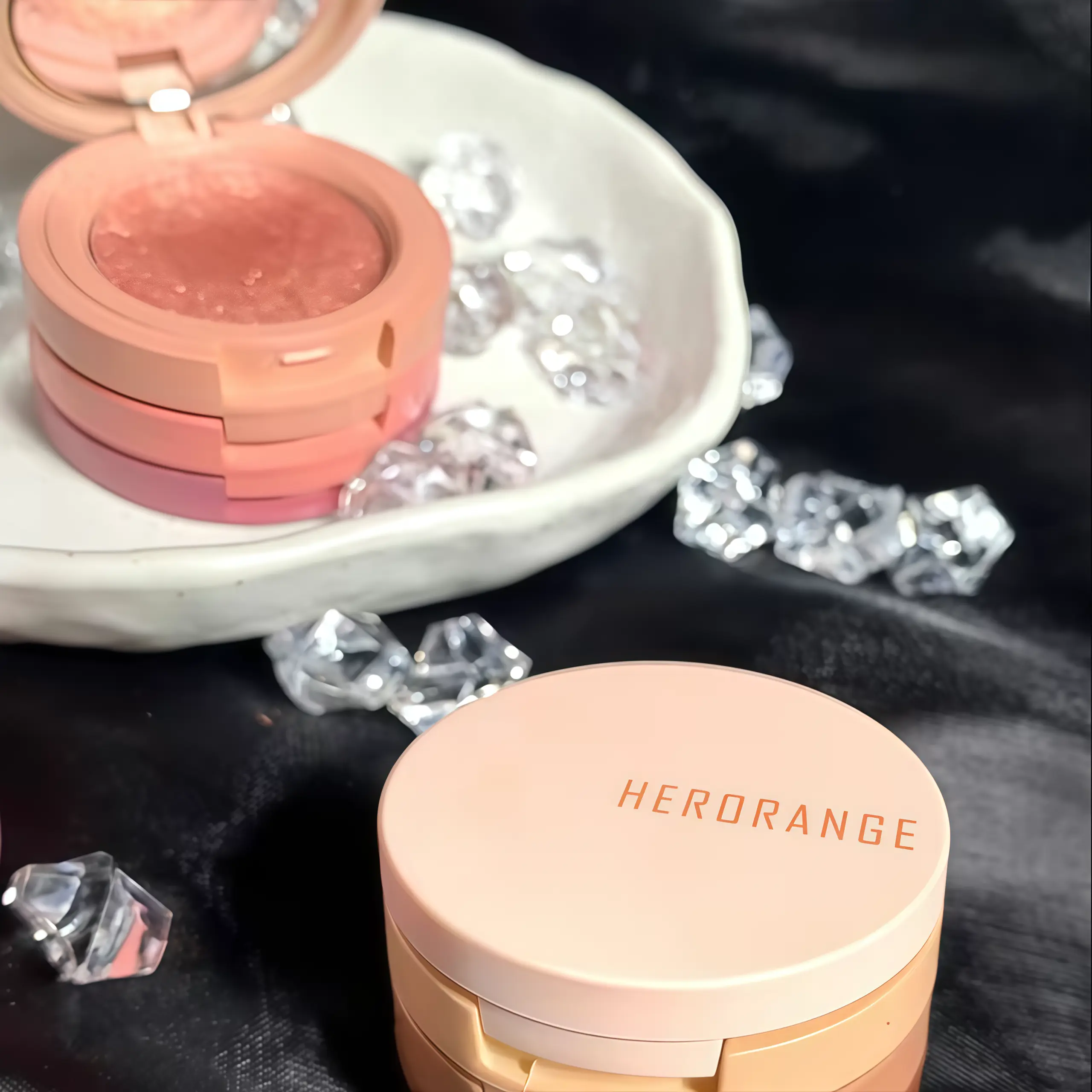 3-in-1 Blendable Sculpting Trio, Eyeshadow, Blush And Highlighter Makeup Palette, Cream Bronzer, Silky Smooth Powder Blush, Pink Brown Eyeshadow Palette with Mirror Cosmetic