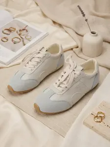 2026 New Retro De Training Shoes for Women, Agan Sports Shoes, Versatile Flat Sneakers, Lightweight Round Toe Casual Board Shoes, Korean Trendy Low Top Running Shoes