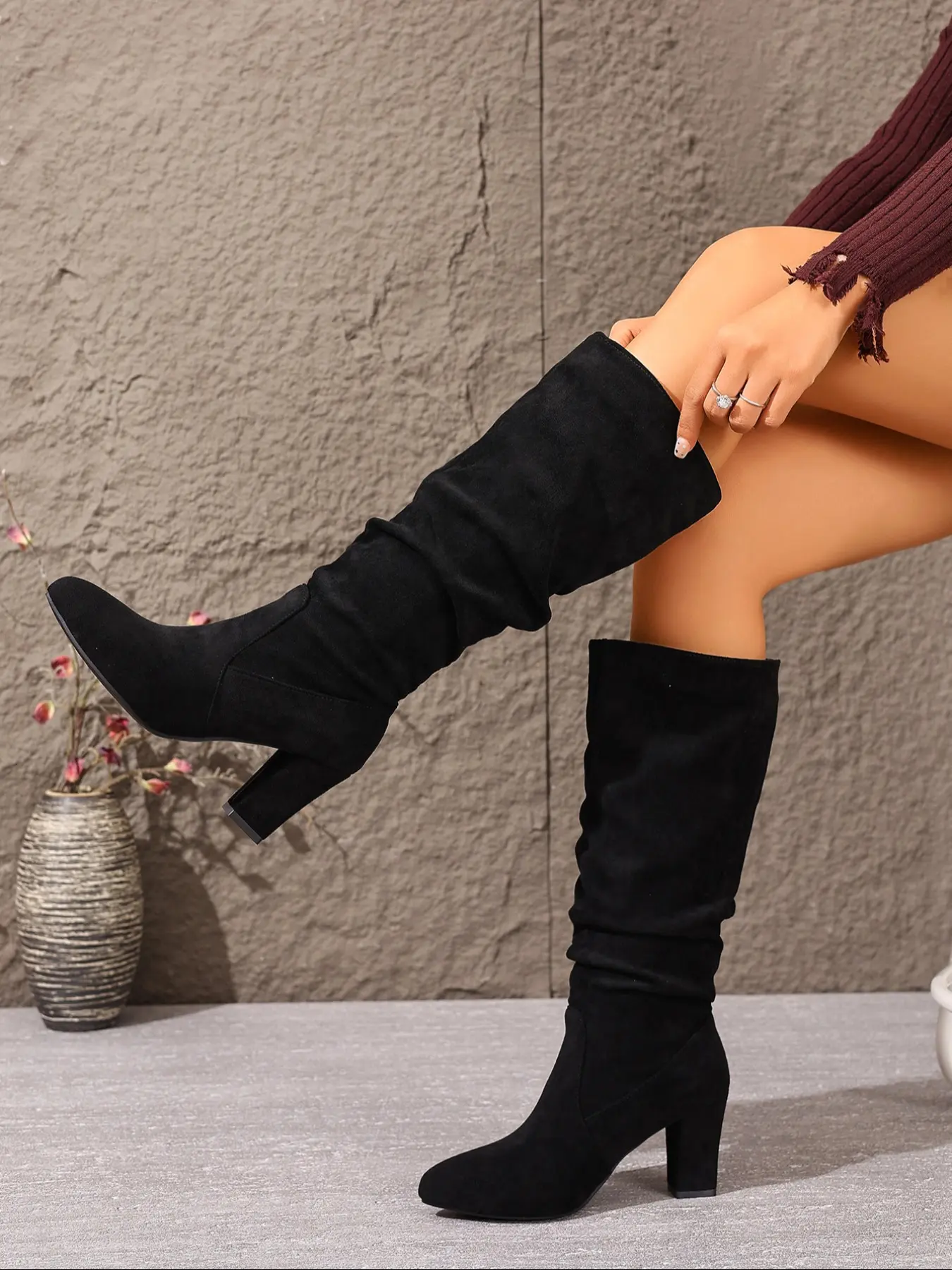 3-color high-heeled suede long leg women's boots, Pointed Toe Boots, comfortable and warm, knee high wide leg circumference design, perfect fit to the legs, classic pleated fashion boots, Christmas pairing