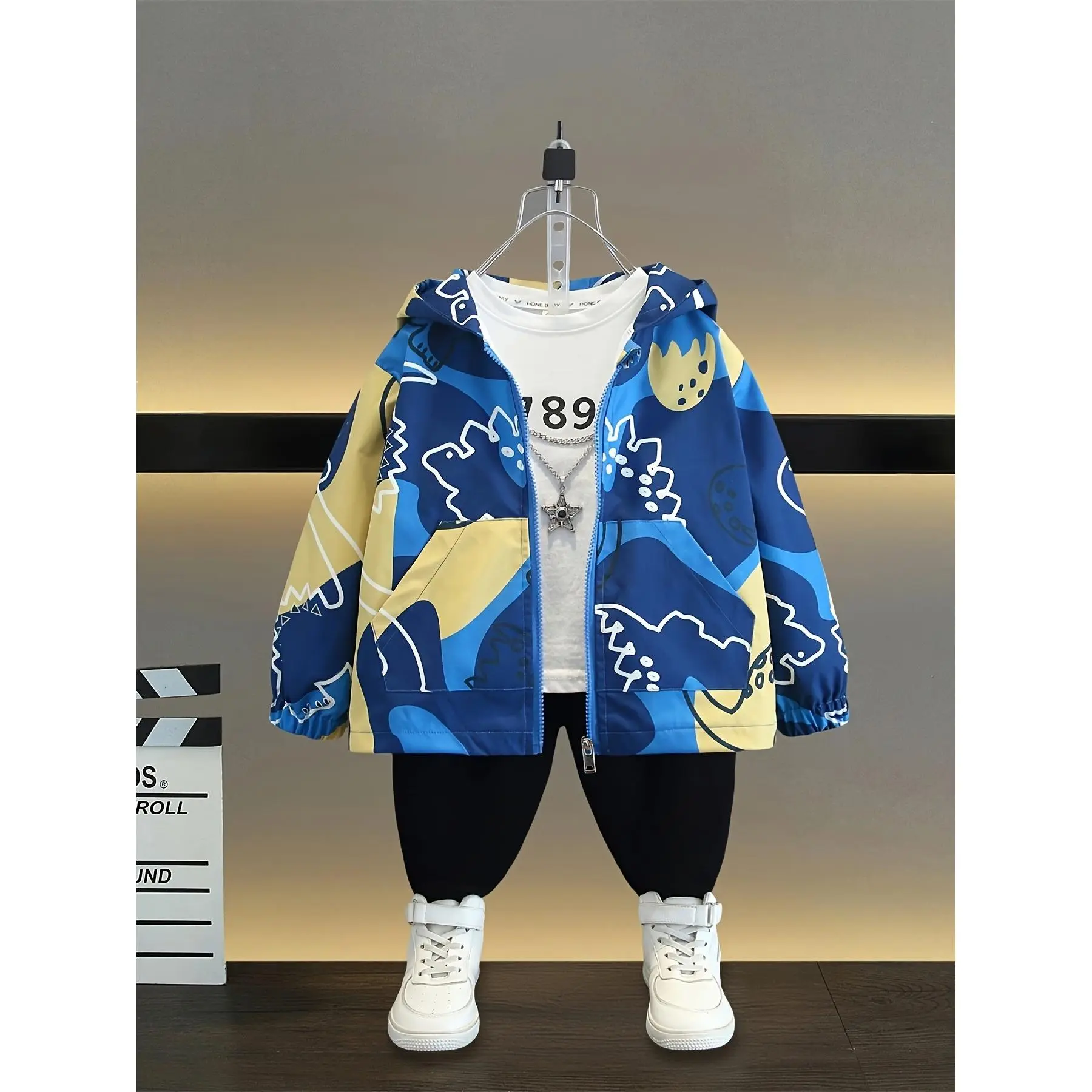 Boys' Child Size Polyester Long-Sleeve Woven Dinosaur Print Hooded Jacket - Zip-Up, Loose-Fitting, Pockets, Animal Patch Coats for Spring & Fall, Hand Wash Only