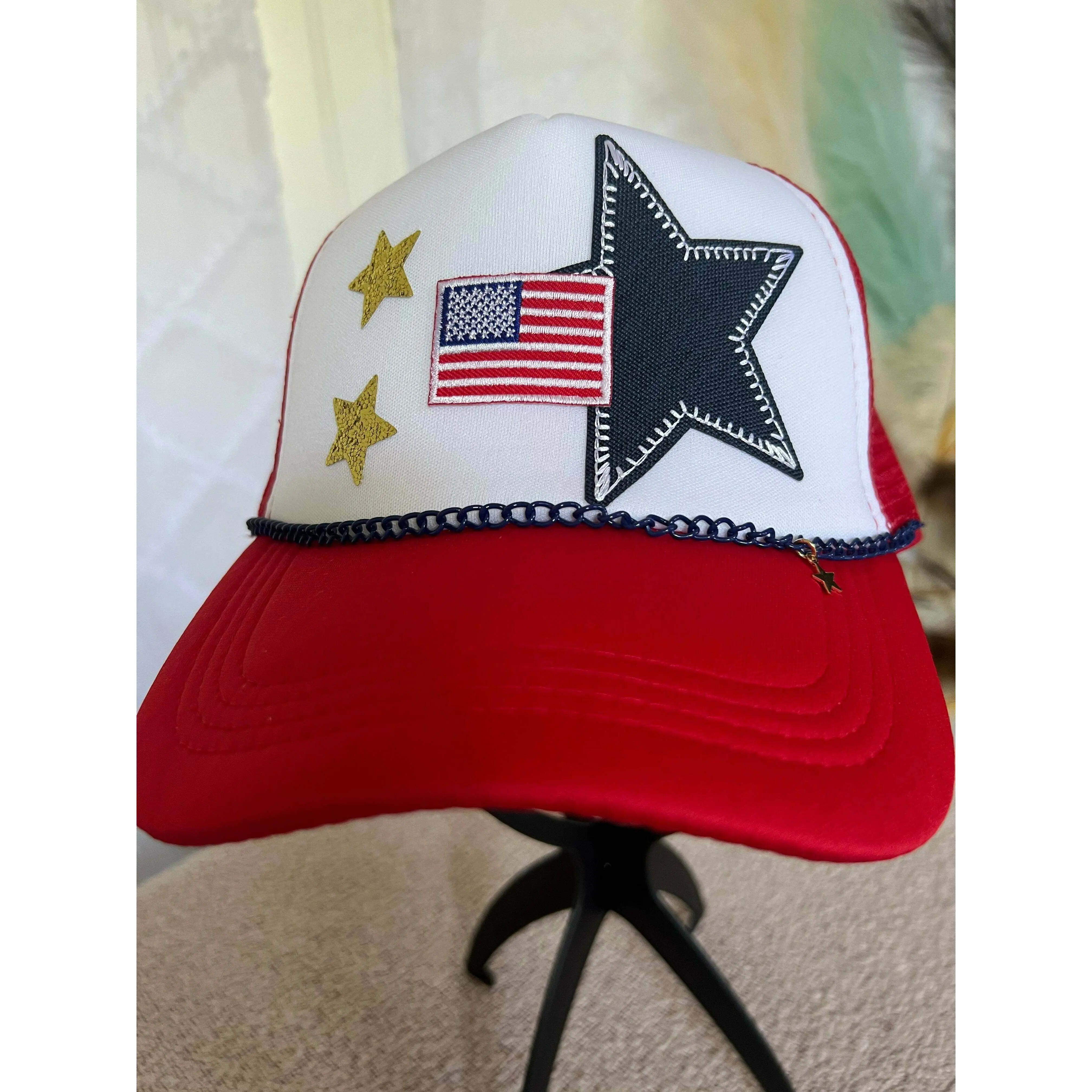 STARS AND STRIPES TRUCKER HAT w/t REMOVABLE CHAIN