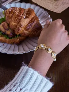 Ladies Bracelet High Brightness Round Pearl Stainless Steel 18k Gold Plated Waterproof And Anti Allergy Elegant And Refined Craftsmanship Quality Design Banquet Jewelry