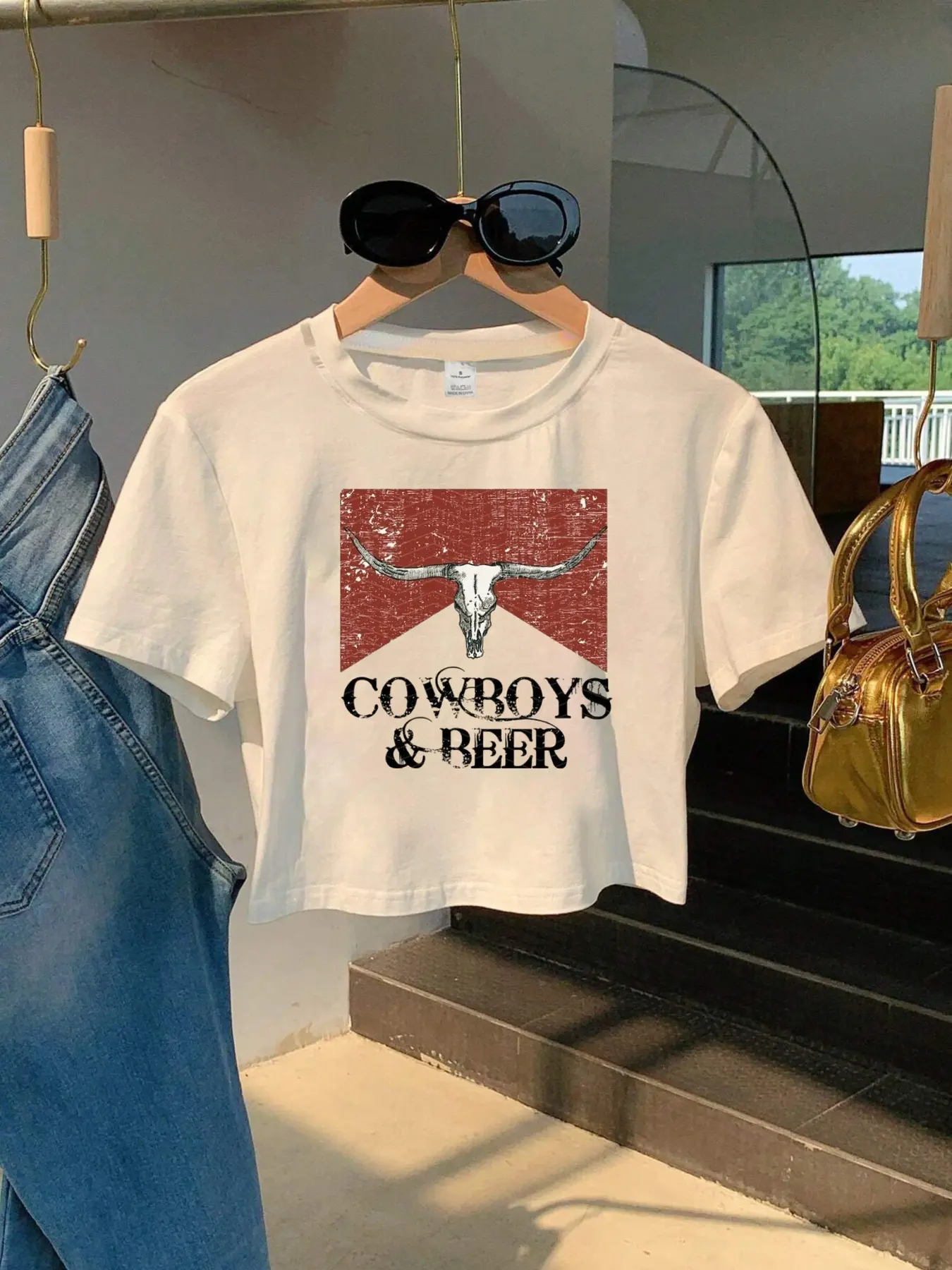 Women's Casual Beer Graphic Tee - Y2K Summer Party Crop Top