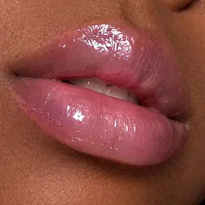 Explozay Lovin Me High Shine Lip Gloss Taffy Pink Hydrating Long-lasting Glossy Finish Moisturizing Lip Care