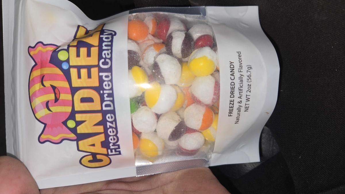 Item: Blue Raz, EXTREME Sour (10/10)