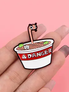 Dangerous Noodle Snake Enamel Brooch, Cartoon Animal Design Zinc Alloy Badge, Fashion Accessory for Backpacks and Clothing
