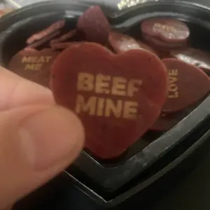 Meathearts - Gourmet Beef Jerky Valentine's Day Gift, Heart Shaped Jerky with Slogans, Premium Packaging