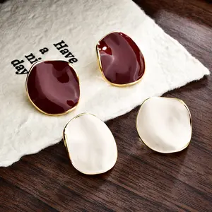 Parisian Vintage Crinkled Earrings: Wine Red Enamel Statement for Effortless Elegance