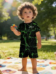 American street-style children's splash ink print short-sleeve set for infants and toddlers, casual kids' clothing for babies, suitable for daily and outdoor sports T-shirts. 100% polyester, a perfect gift for infants and toddlers!