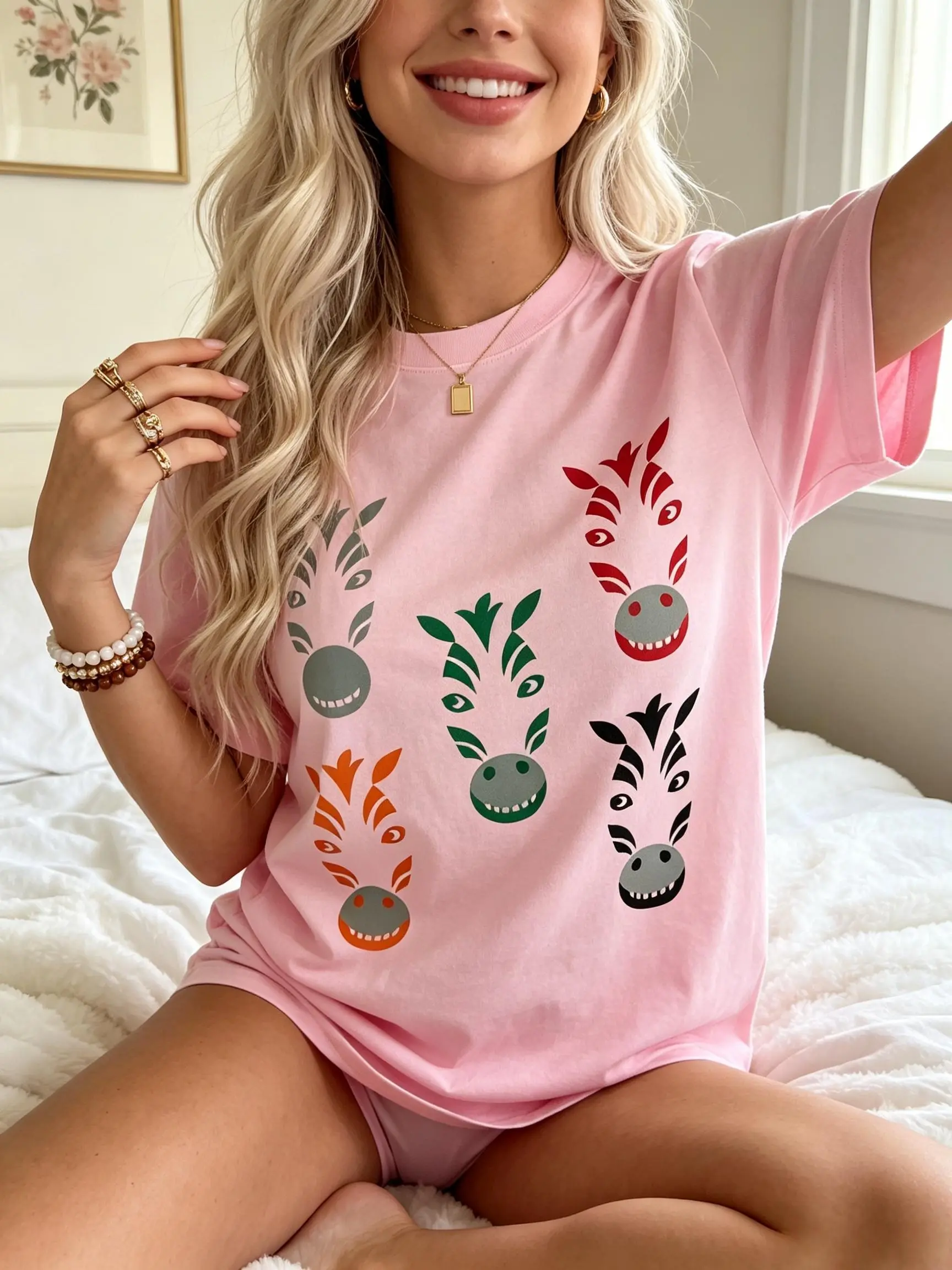 Women's T-Shirt with Zebra Graphic Print, Breathable Cotton Crew Neck Top for All Seasons Casual Wear, Shortsleeve, Beach, Fabric, Fit, Tshirt, Tee, Style, Round Neck, Zebra Print, Fitted, Lightweight, Short Sleeves, Well-Fitted