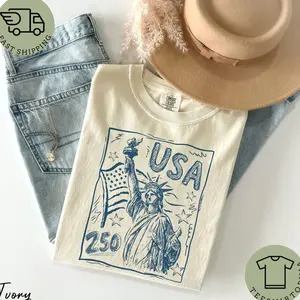Statue of Liberty Shirt, USA 250 Vintage America Tee, 4th of July T Shirt, Retro Patriotic Graphic Tee, American Flag Shirt 9NP
