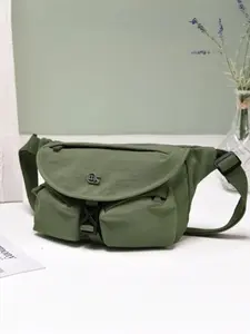Fashion Women Chest Bag Shoulder Sling Crossbody Bag Purse Lightweight Casual Bag for Outdoor Sports Travel Daily Use Casual Crossbody Bags Everyday Crossbody Bag