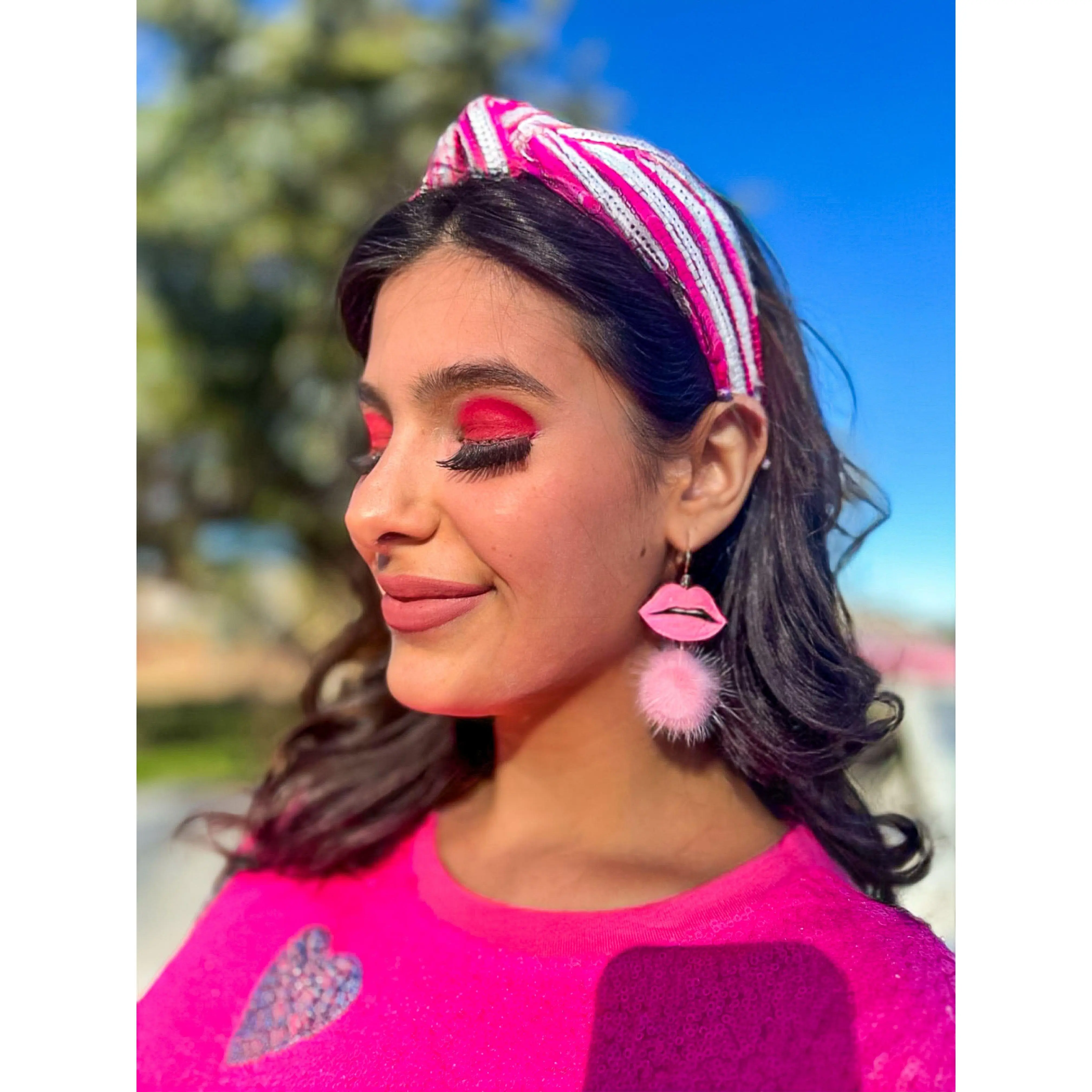 Glitter Lip Fur Ball Earrings - Pink