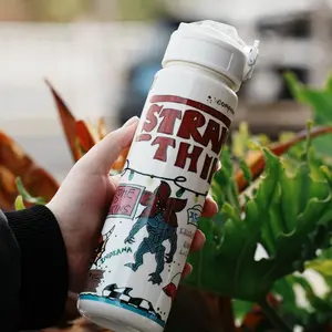 Vintage Horror Graffiti Print Reusable Hard Plastic Water Bottle with Lid and Straw, 700ML Eco-Friendly Alternative, Perfect for School, Travel, Halloween Party