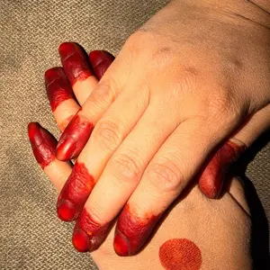 Instant Henna Dip in Dark Maroon 70gm Ready-to-Use Mehndi Paste for Hands & Bridal Designs 100% Natural Chemical-Free Eco-Friendly