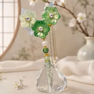 Large Pen WITH LARGE TOPPER. (LIVE CLAIM ONLY PLEASE) Beading DIY