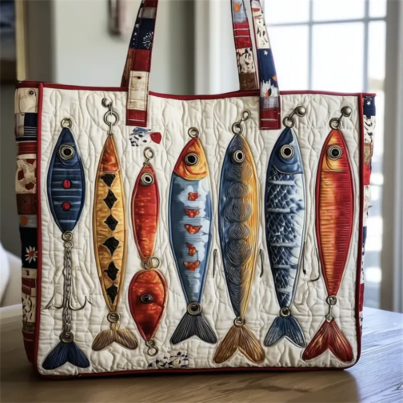 Women Quilted Tote Bag, Vintage Fishing Lure Fish Patchwork Print Shoulder Handbag, Large Capacity Fishing Lover Shopping Bag, Nautical Fish Art Tote Purse for Daily Grocery Travel