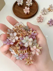 Random Color Cute Flower Design Hair Claws, Flower Hair Clip, Fashionable Hair Accessories for Women & Girls, Minimalist Headwear Suitable for Thick Hair