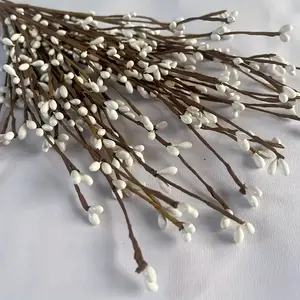 Realistic Artificial Berry Stems with Plastic Branches, Realistic Berries, Perfect for Wreaths & Festive Home Decor, Ideal for Seasonal Tabletops, Fruit