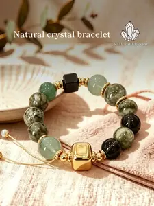 Natural Tea Crystal Green Strawberry Delicate Bracelet  Pursue Career and Wealth Improvement, Protect Peace, Calm the Mind and Stabilize Emotions: Handmade Fine Stringing, Personalized Layering / Niche Outfit, Eye-Catching Spiritual Accessory for Everyda