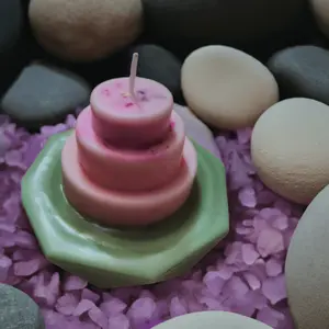 Fountain of Youth Candle - Elegant Floral Candle with Unique Design and Rich Fragrance