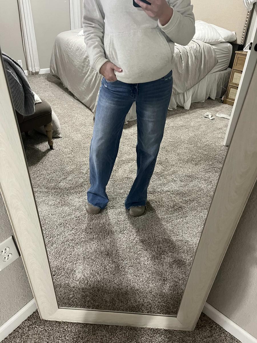 Item: Mid Waisted Mediun Blue, 26