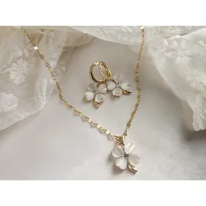 Gold Filled Jade Four Clover Necklace  for Women