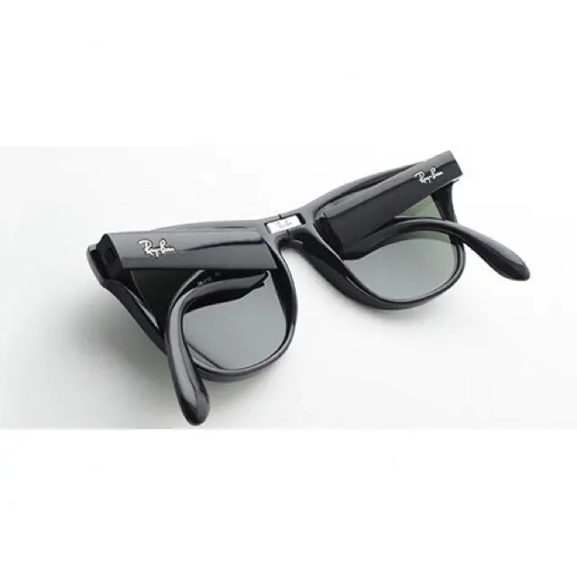 Ray-Ban Polarized Outdoor Shades sunglasses in black, with a foldable square frame, offer UV protection and are suitable for everyday use.
