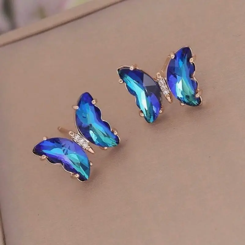 2pcs Fashionable Gradient Butterfly Shaped Girls' Earrings Made Of Alloy