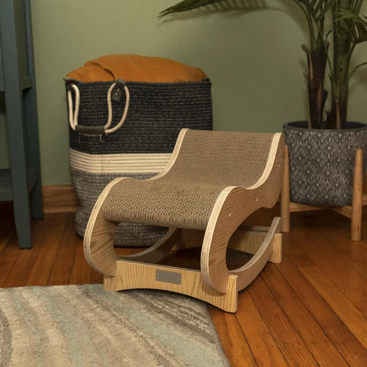 212 MAIN Variegated Wood Cat Rocking Chair - Medium Size, Detachable Swing, Scratching Area, Solid Construction, Cat Scratcher