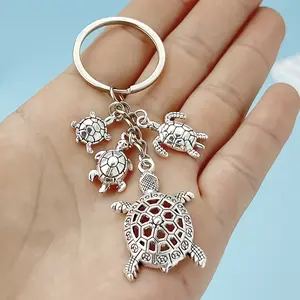 Marine life turtle keychain, men's bag key decoration accessory, suitable for gifting and daily use