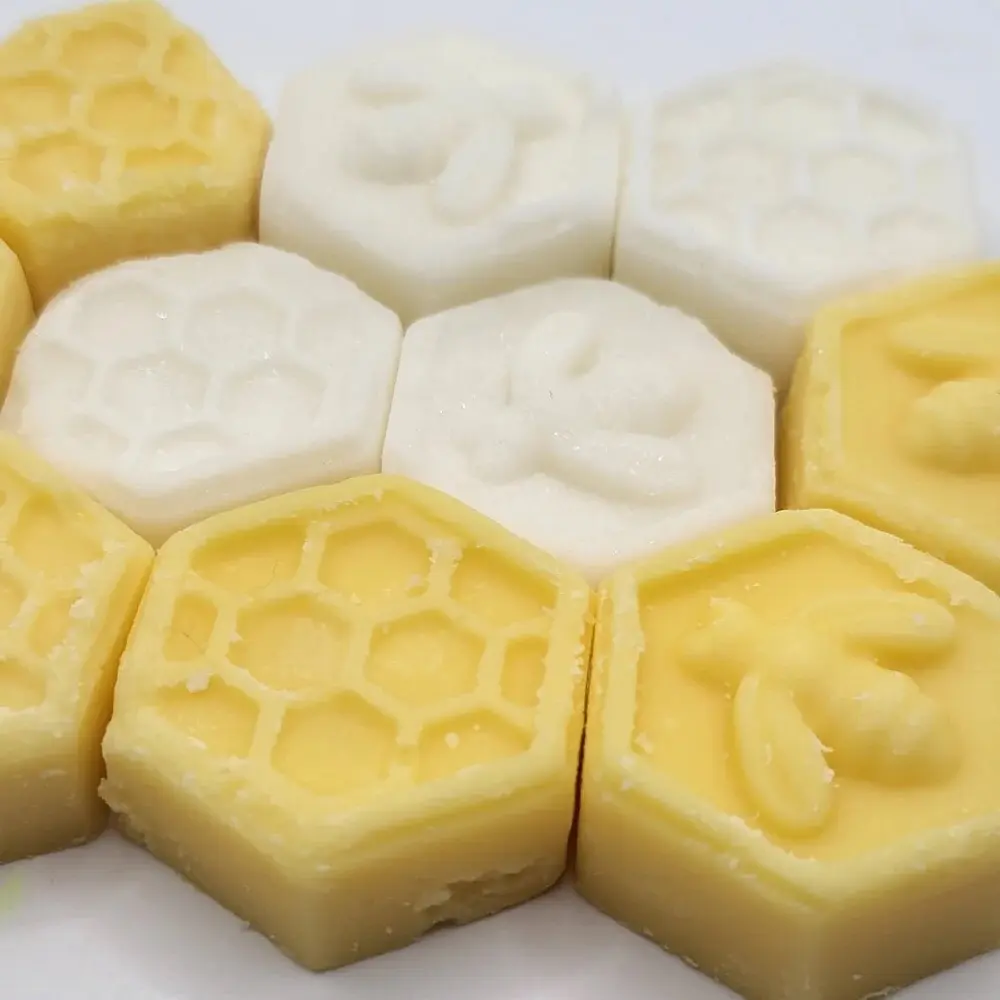 Bee Kind wax melts 3oz Bag