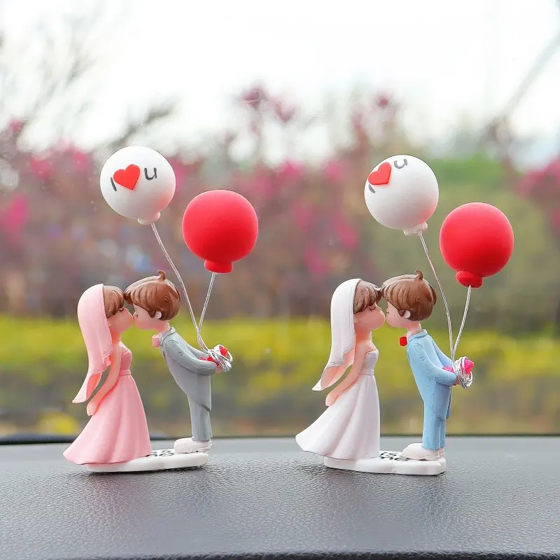Cute Cartoon Couple Figurine Set - PU Leather Car Dashboard Decor, Romantic Balloon Ornament, Car Decorations, Romantic Set, Auto Interior Accessory Gift Option, Car Interior Accessory, Accessories For Car