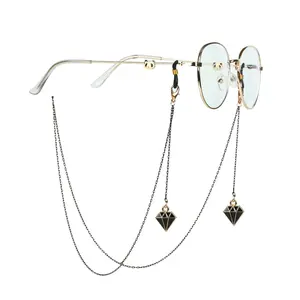 vibecharm Unisex 2000s Aesthetic Fashion Glasses Chain - Non-Tarnish Gold Anti-Lost Lanyard, Personalized Mask Holder & Necklace with Cute Moon/Cat/Star Pendants for Office Styling