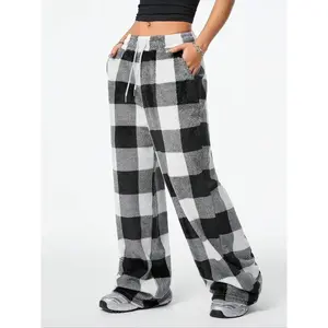 Women’s casual plaid fleece pants with pockets, loose-fit warm winter trousers, cute versatile long pants for fall and winter seasons
